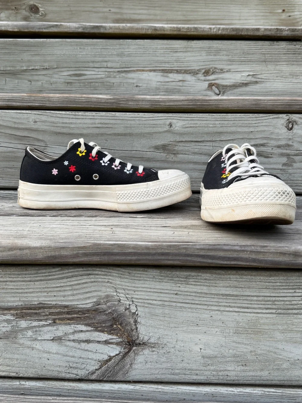 CONVERSE ALL STAR Low Top Platform Sneakers